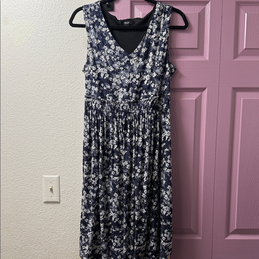 Simply Vera Vera Wang Navy and White Floral Midi Dress